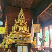 Wat Tham Khao Wong