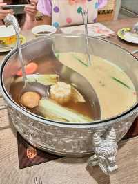 玩完「小格格」變身，再嘆中國風火鍋