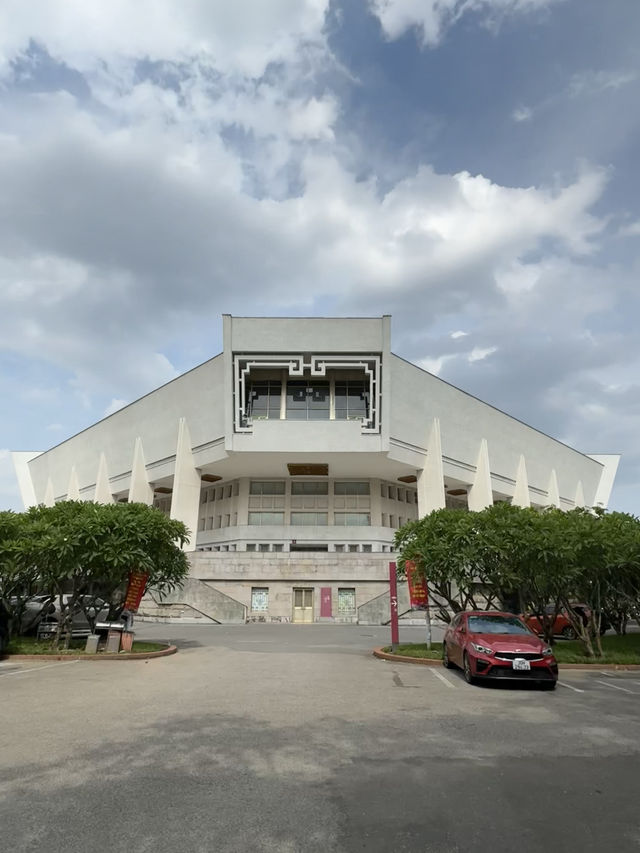 河內必到胡志明博物館