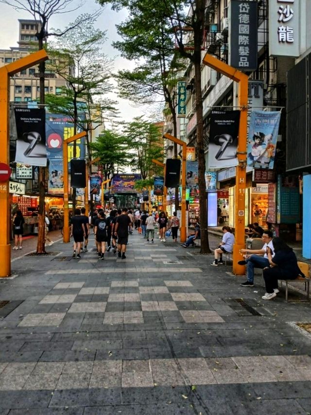 เที่ยวแหล่งช้อปปิ้งห้ามพลาดไทเป