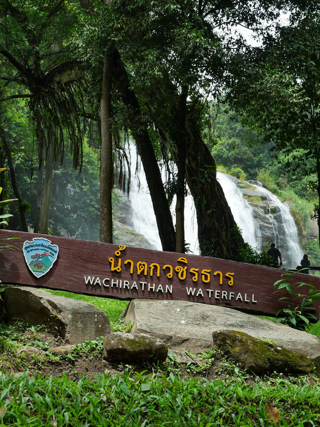 น้ำตกวชิรธาร น้ำตกสวยเดินสบาย บนดอยอินทนนท์