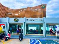 Cafe Amazon กลางทะเลชลบุรี