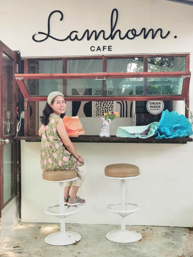 🤗 Lamhom Cafe