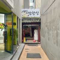 釜山　南浦洞　路地奥にあった定食専門店　【밥한상】