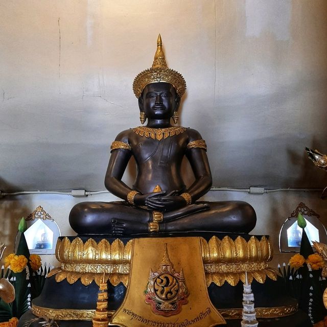 พระพุทธมหาธรรมราชาจำลององค์ใหญ่ที่สุดในโลก