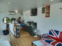  Hawow  Cafe