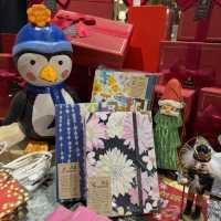 Teddies, Trees, and Twinkling Lights—Christmas Fun Awaits!” 🎁