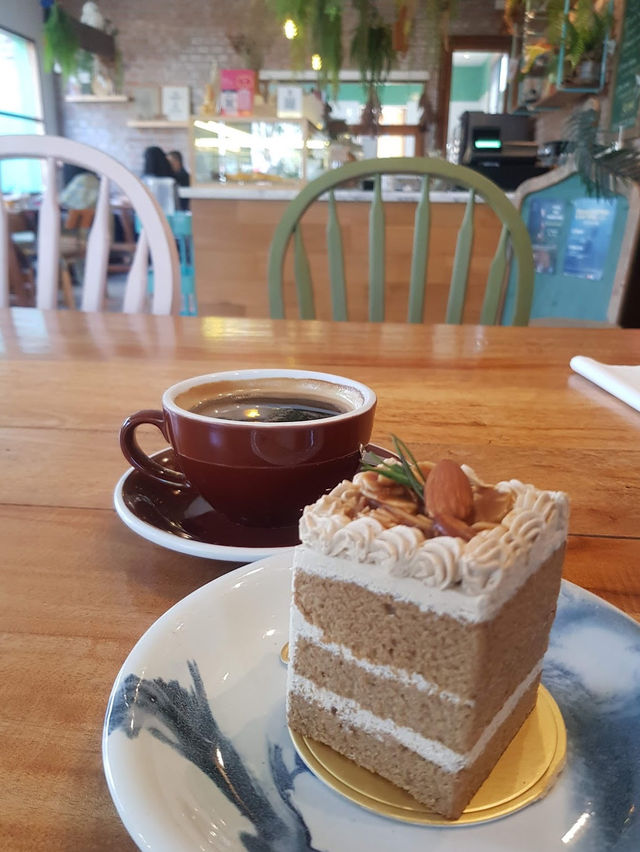 PikGO Cafe nearby immigration 