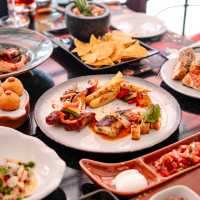 Weekend Pool Brunch ริมสระว่ายน้ำสุดชิล