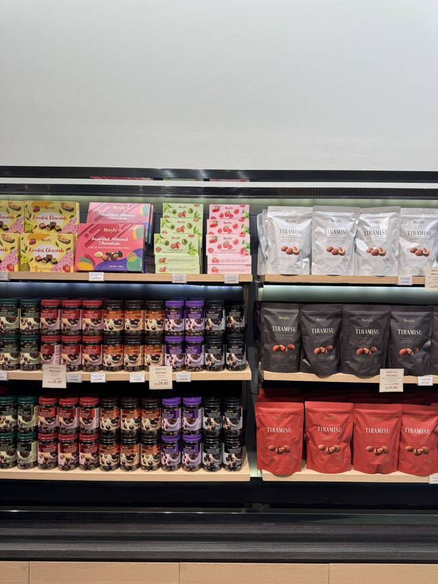 Most famous Beryls Chocolate in Kuala Lumpur, Malaysia 🇲🇾 