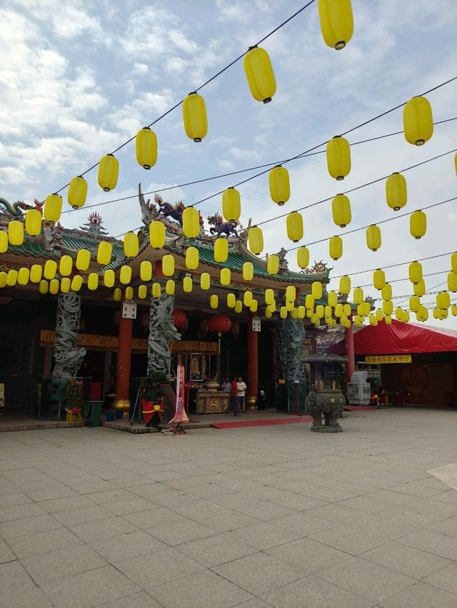 Embracing Tradition at San Kau Tong