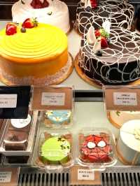 HATS OFF TO MANISS PASTRY & COFFEE, AYER KEROH, MELAKA !