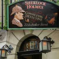 See the Sherlock Holmes 福爾摩斯博物館