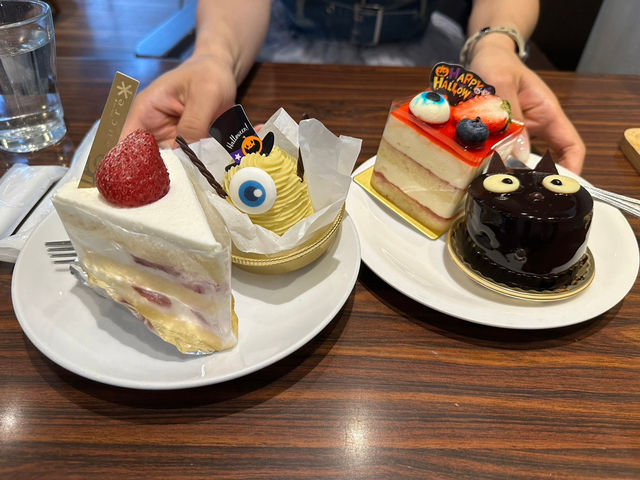 【夢のケーキ食べ放題】神戸　シュクレ