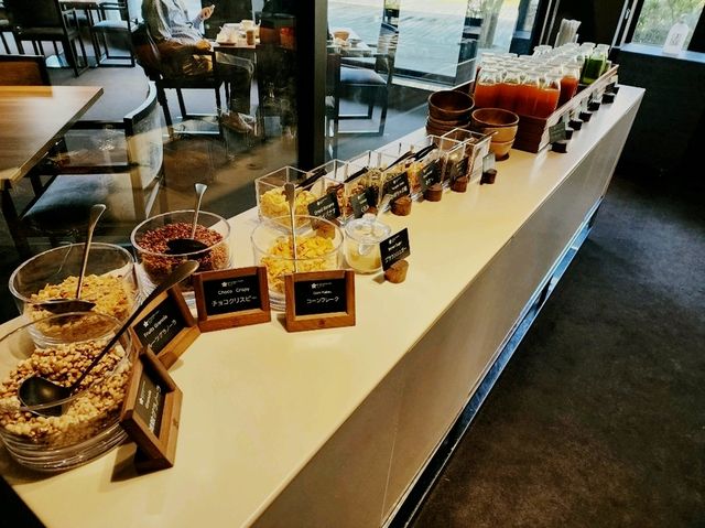 [🇯🇵軽井沢] 旧軽井沢KIKYOキュリオ・コレクションbyヒルトンのレストラン「ソノリテ」でのディナーと朝食