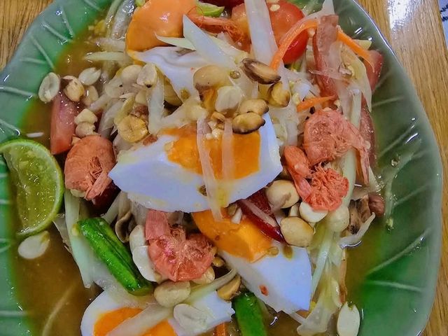 🌳คาเฟ่ลับในสวนมะพร้าว🌴