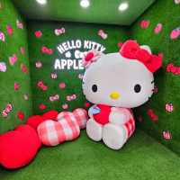 粉絲必朝聖！Hello Kitty Apple Cafe 韓國首爾明洞