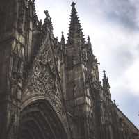 ⛪ Cathedral of Barcelona, 바르셀로나의 고딕 걸작을 만나다!