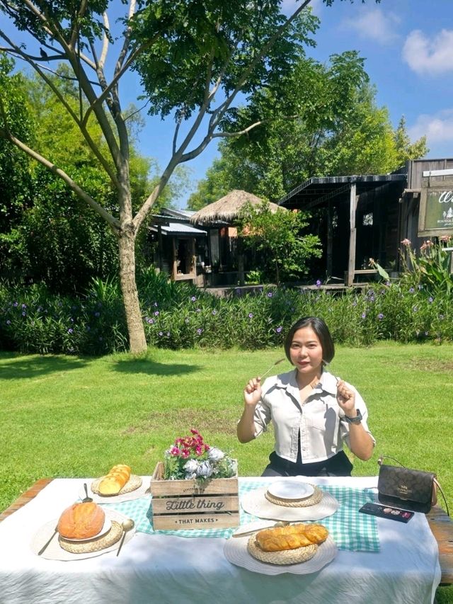 Montreux Cafe and Farm