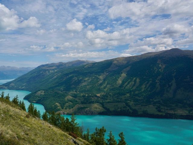 [🇨🇳新疆] 絶景を求めて旅するなら喀纳斯湖へ