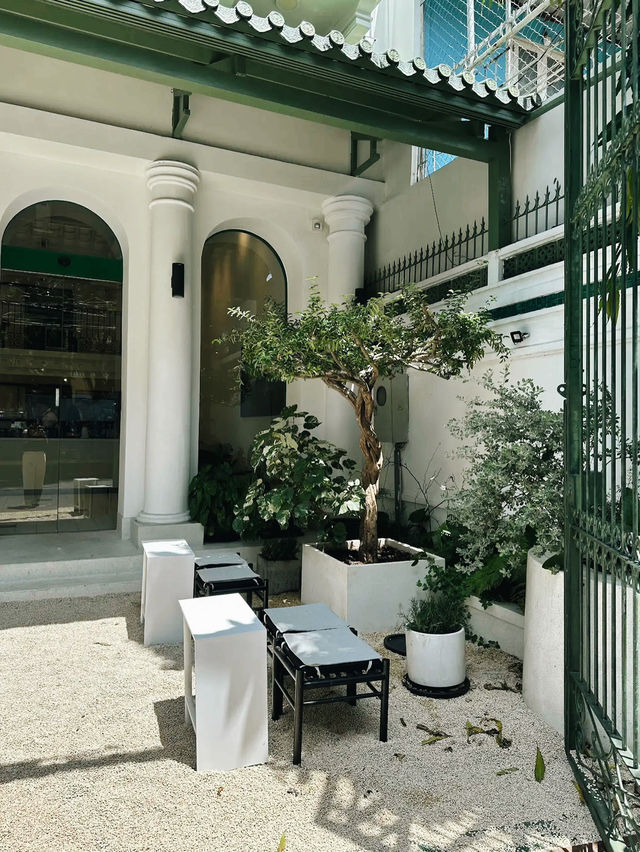 in.FIEU Cafe & Creative Hub, HCM