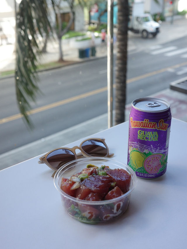 📍 Waikiki Market/ハワイ