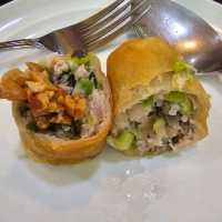 ทานแหนมเนือง ริมแม่น้ำปิง - วีที แหนมเนือง