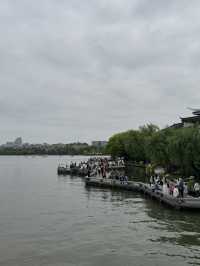 **【杭州四日三夜】避開人潮慢遊西湖！食勻南宋御街米芝蓮煎餃**  