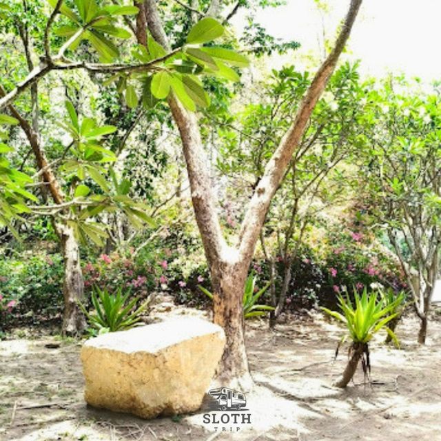 🏞  เขาหินเหล็กไฟ