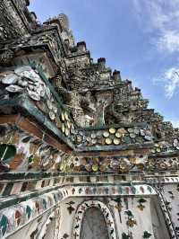 Golden Hour at Wat Arun: Serenity by the River