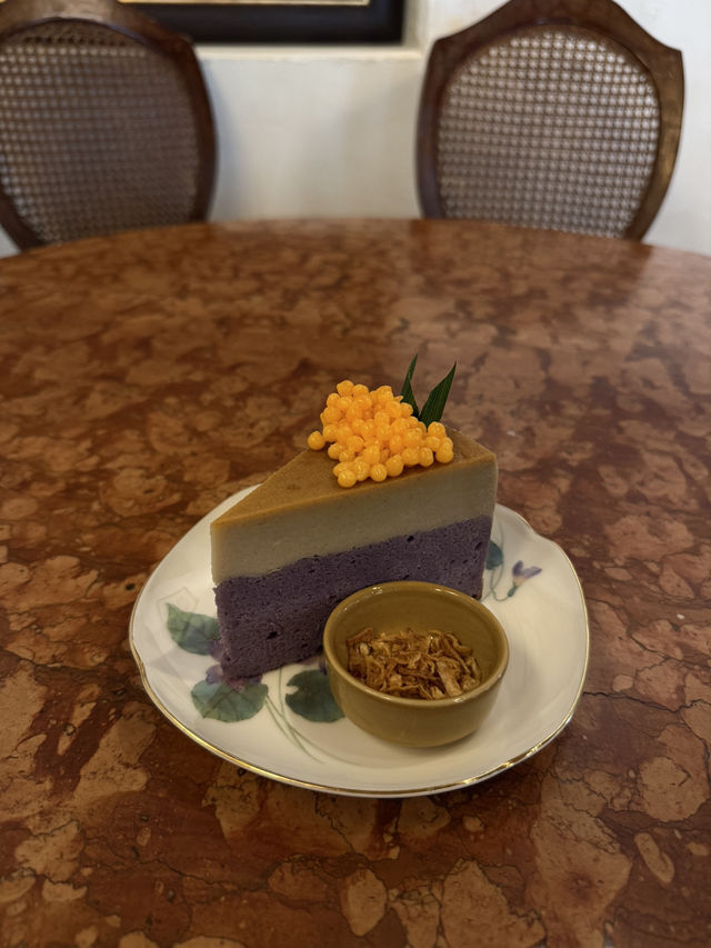 หลานเอก คอฟฟี่เฮ้าส์ คาเฟ่ย่านเมืองเก่า จ.ระยอง  หลานเอก คอฟฟี่เฮ้าส์ คาเฟ่ย่านเมืองเก่า จ.ระยอง