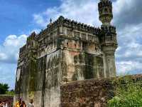 Unveiling the Secrets of Golconda Fort – A Walk Through Timeless Grandeur