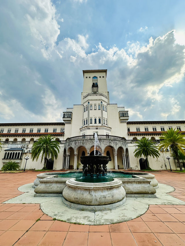 From Dome to Desk: A Journey Through ISTAC’s Timeless Elegance