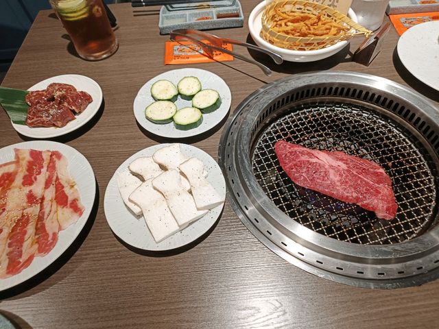 一場味蕾與情感交織的燒肉派對。