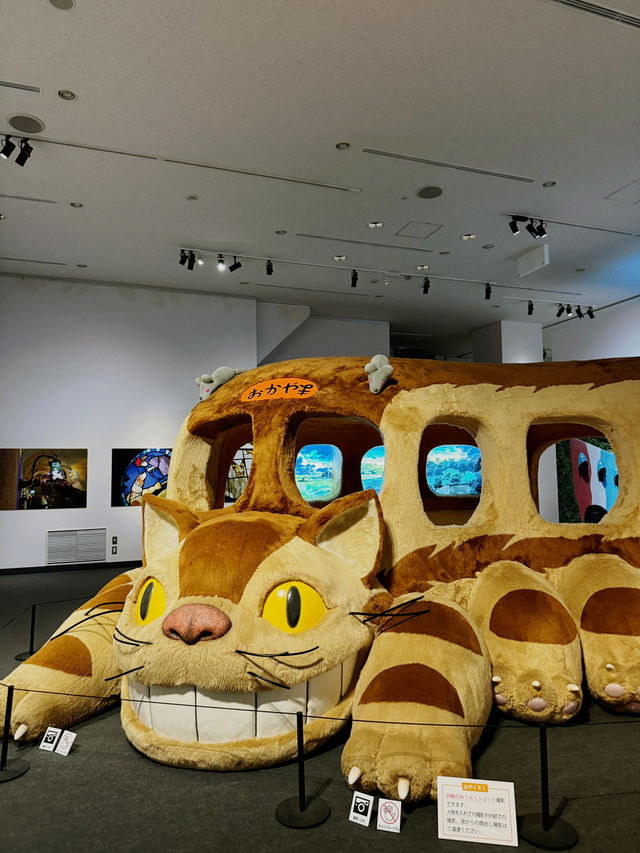 港女衝岡山宮崎駿展！龍貓巴士+港女真係要跪拜+哈爾城堡秘技 附新幹線慳錢大法🇯🇵」**