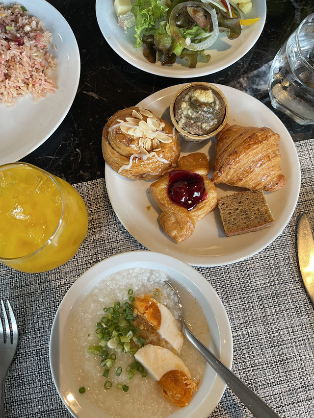 โรงแรม Dusit D2 Samyam Bangkok Hotel 🏨 