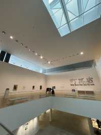 【香川】香川出身のアーティスト作品が並ぶ「丸亀市猪熊弦一郎現代美術館（MIMOCA）」