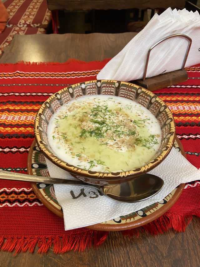 【ブルガリア】ソフィアで伝統料理を楽しむ🇧🇬