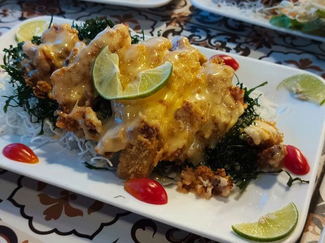 ร้านอาหารท่าลาด
