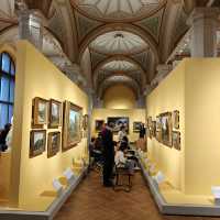 Free Art & Amazing Finds at Sweden's National Museum! 🖼️🇸🇪