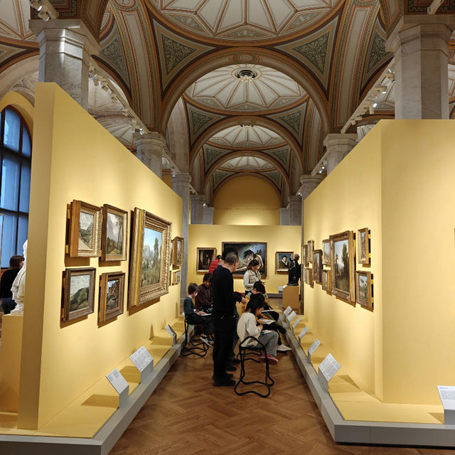 Free Art & Amazing Finds at Sweden's National Museum! 🖼️🇸🇪