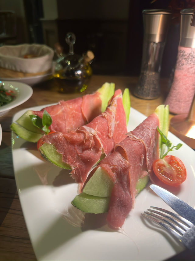🍷✨ A Hidden Slice of Italy in Bangkok – Anniversary Magic at Attico ❤️