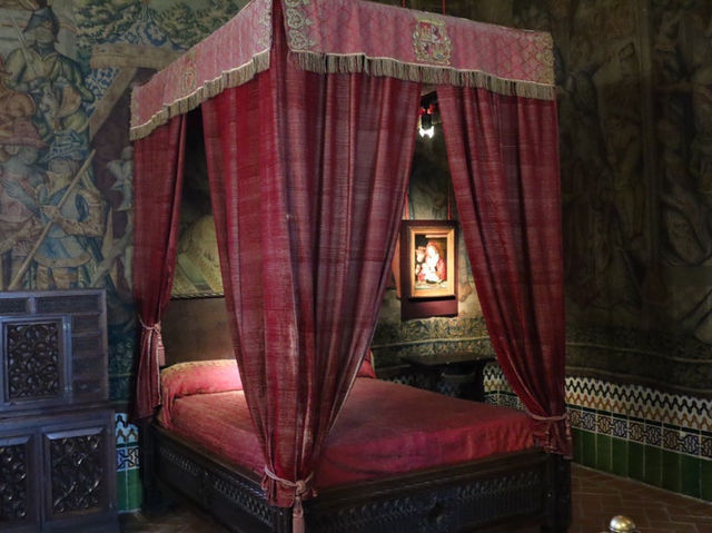백설공주 성’으로 불리는 스페인 동화 성, 알카사르 데 세고비아(Alcázar de Segovia)