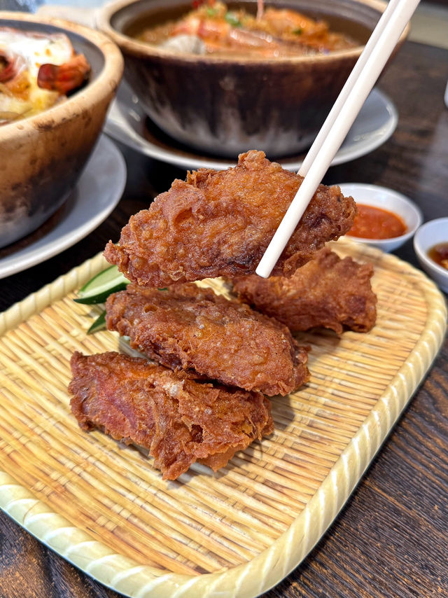 Michelin Bib Eatery Zhup Zhup Upsizes Their Bestsellers With Tiger Prawns and Claypot Wok Hei