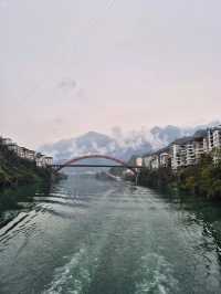 Chongqing! A LIVELY CITY