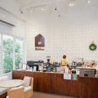 Captain Beaver Cafe