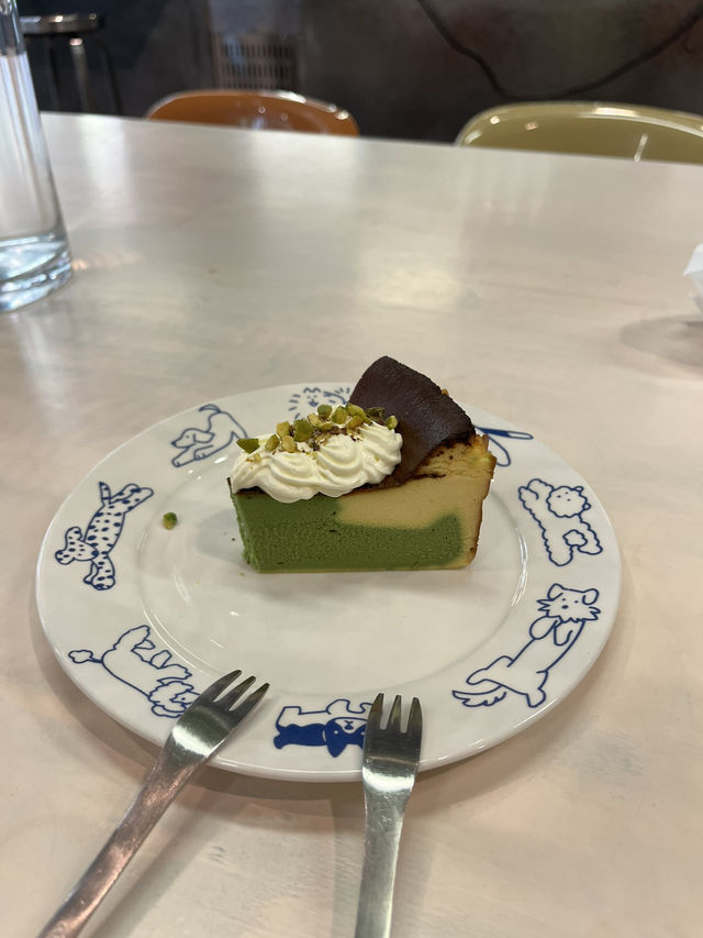 🍵광저우에서 발견한 미친 꾸덕 치즈케이크