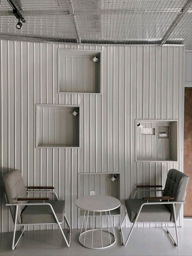 Circle Coffee is a modern