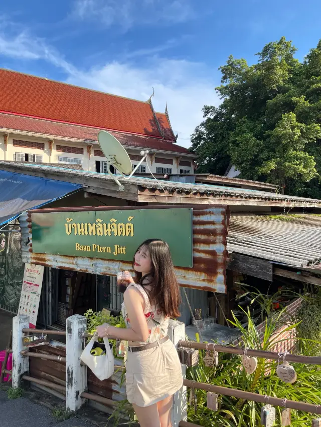 🎨 เที่ยวกรุงเทพฯ 1 วัน | พายเรือชมคลอง ระบายสี