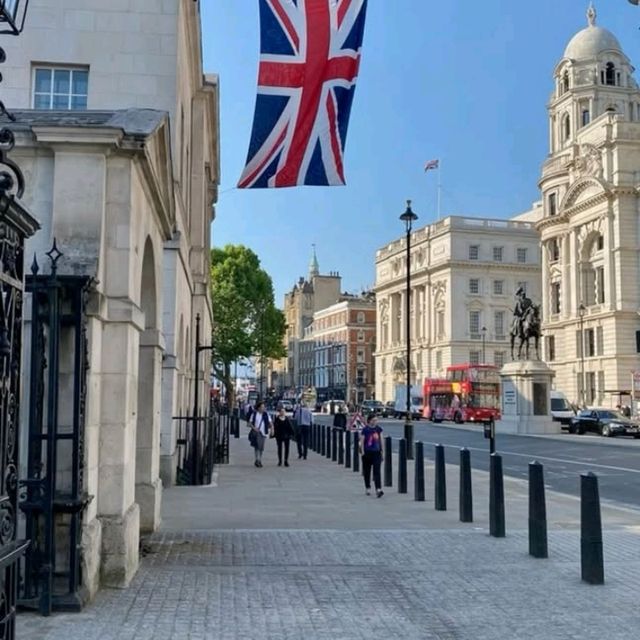 a must see if on holiday in London, It was a great tour